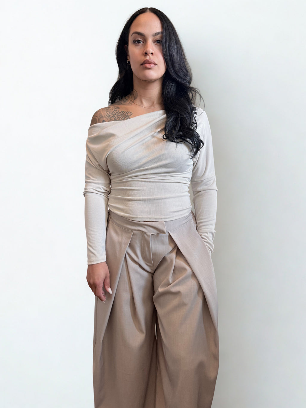 AURA - top beige